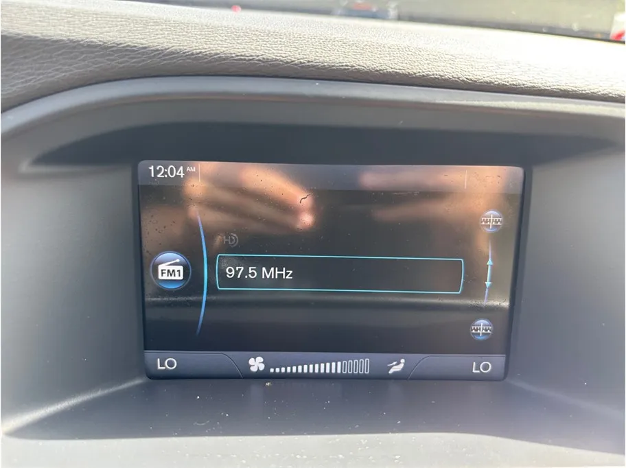 Volvo S60 photo 25