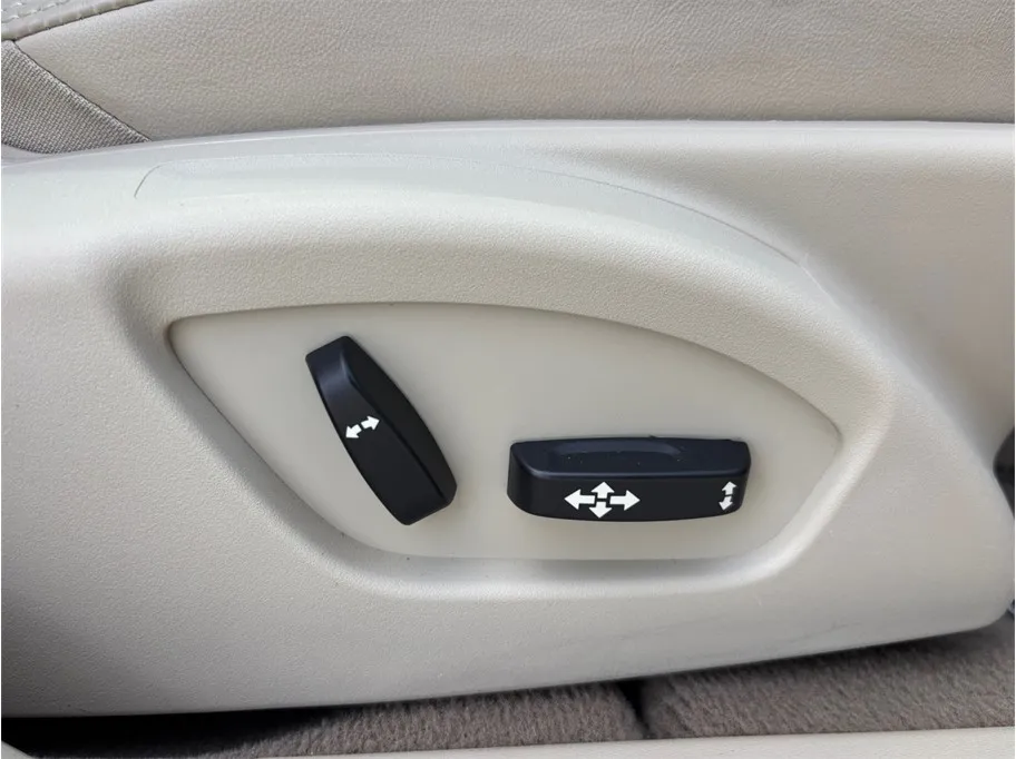 Volvo S60 photo 36