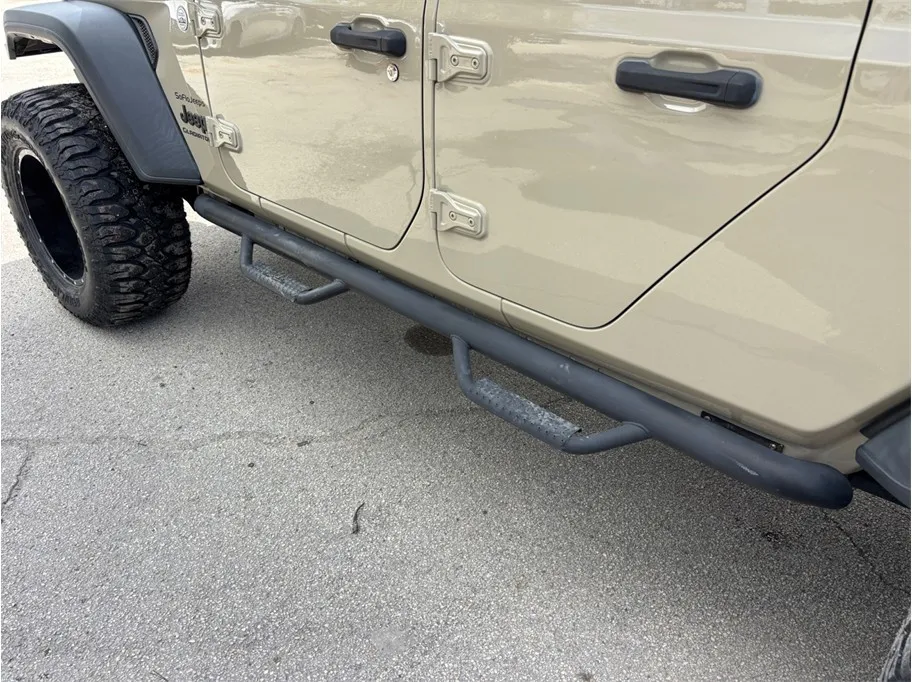Jeep Gladiator photo 16