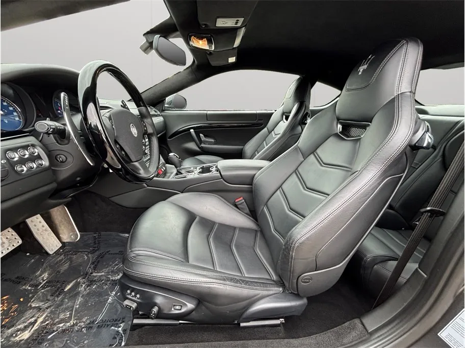 Maserati Granturismo photo 2