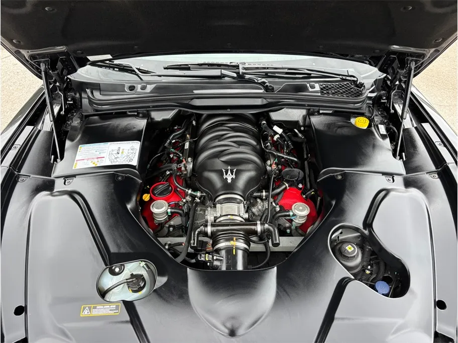 Maserati Granturismo photo 44