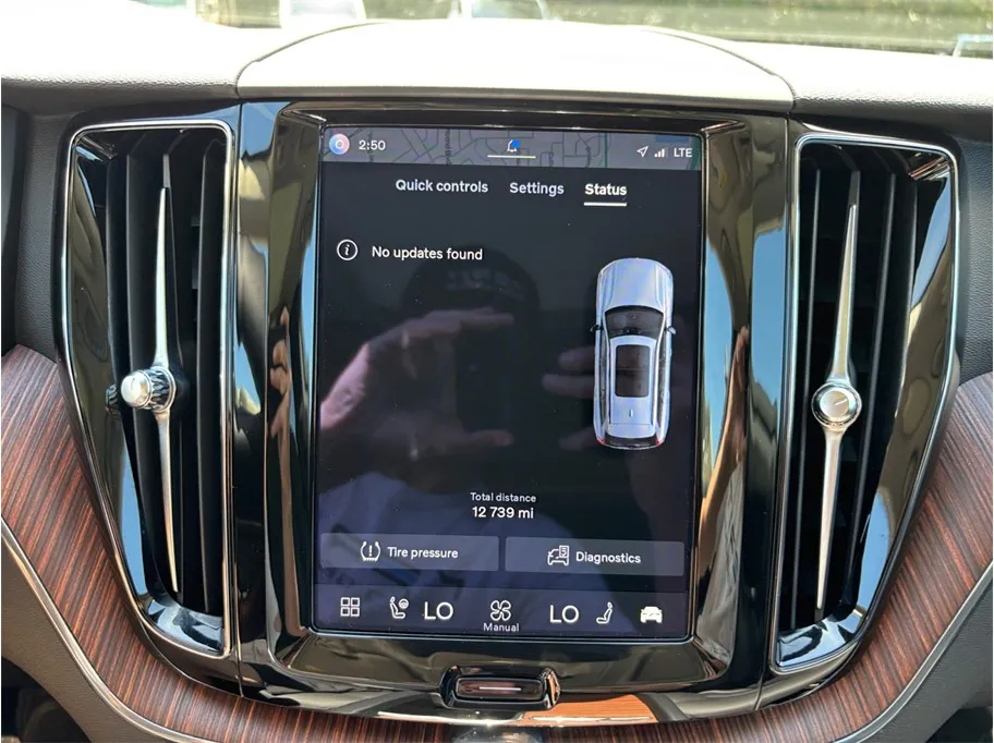 Volvo XC60 photo 24