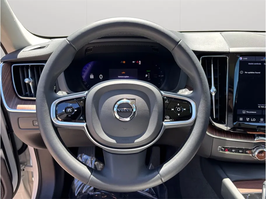Volvo XC60 photo 25