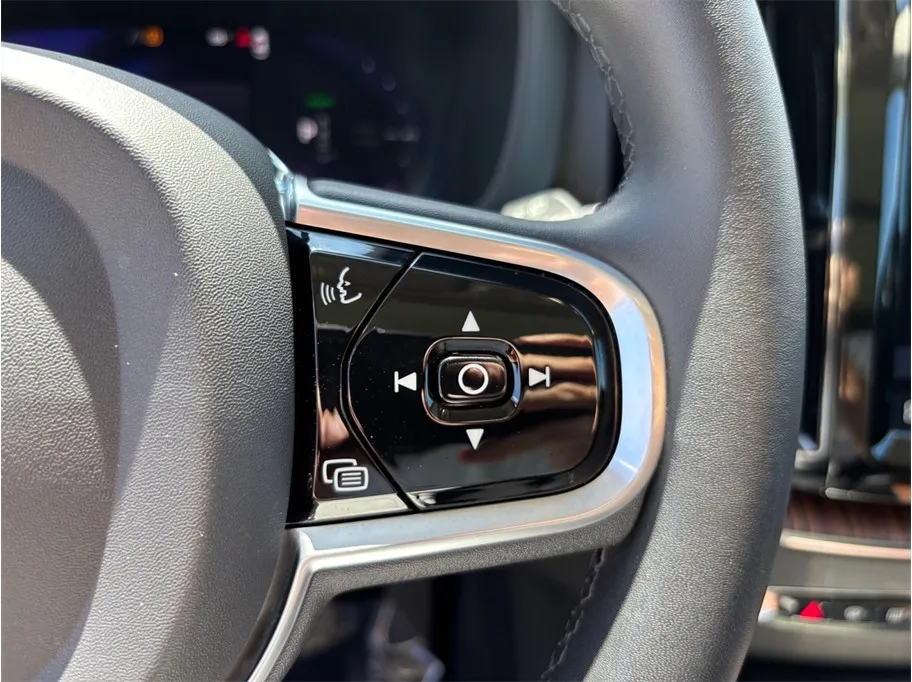 Volvo XC60 photo 27