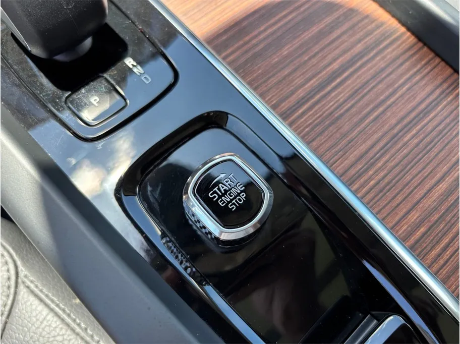 Volvo XC60 photo 28