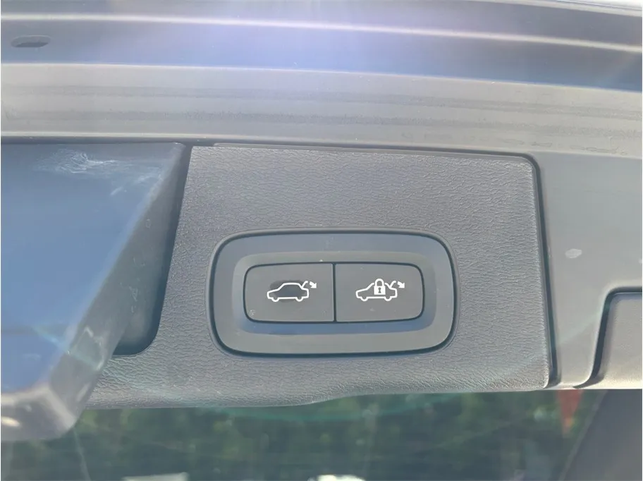 Volvo XC60 photo 49