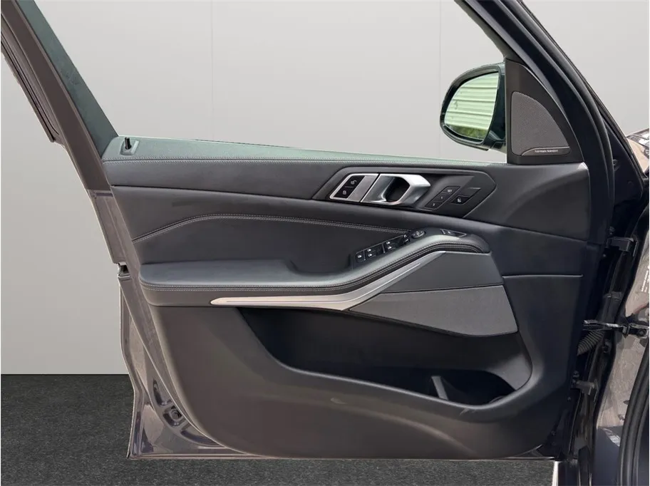 BMW X5 photo 22