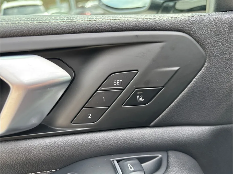 BMW X5 photo 24