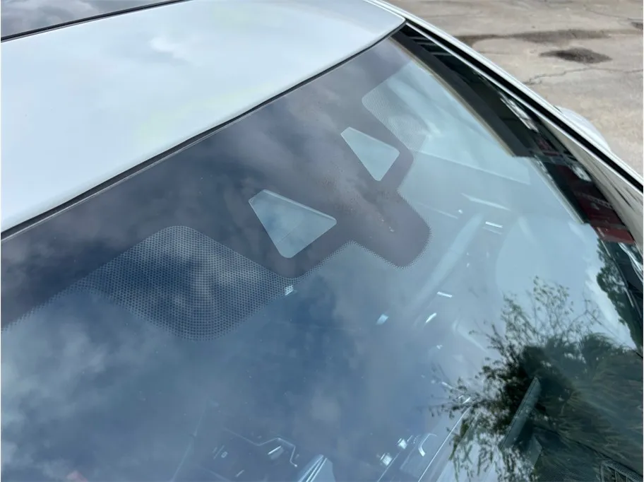 BMW 5 Series photo 12