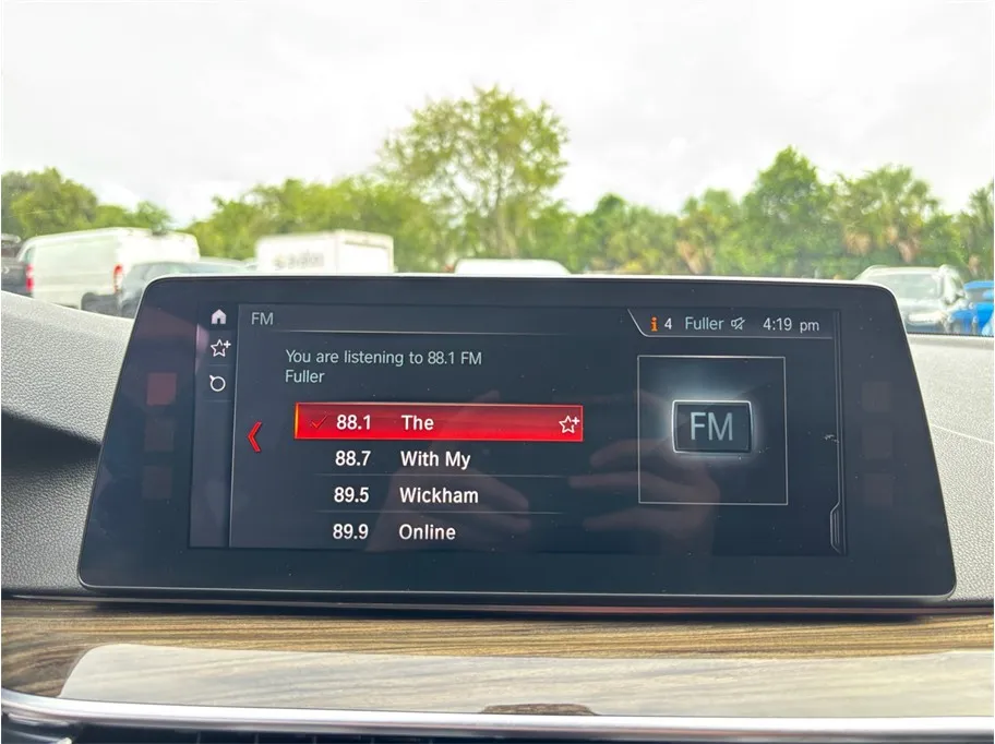 BMW 5 Series photo 31