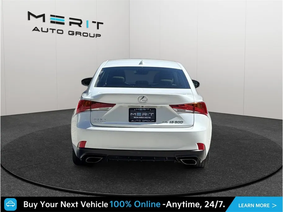 Lexus IS photo 8