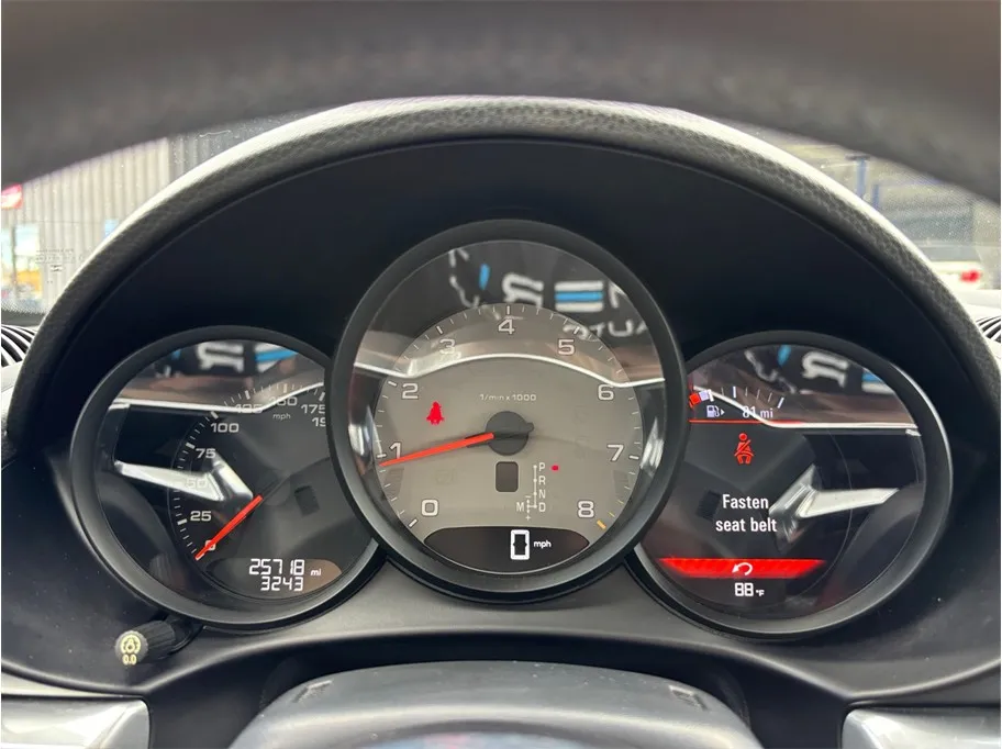 Porsche 718 Boxster photo 24