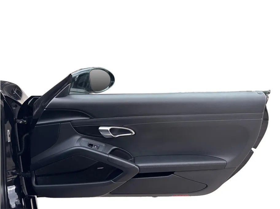 Porsche 718 Boxster photo 38