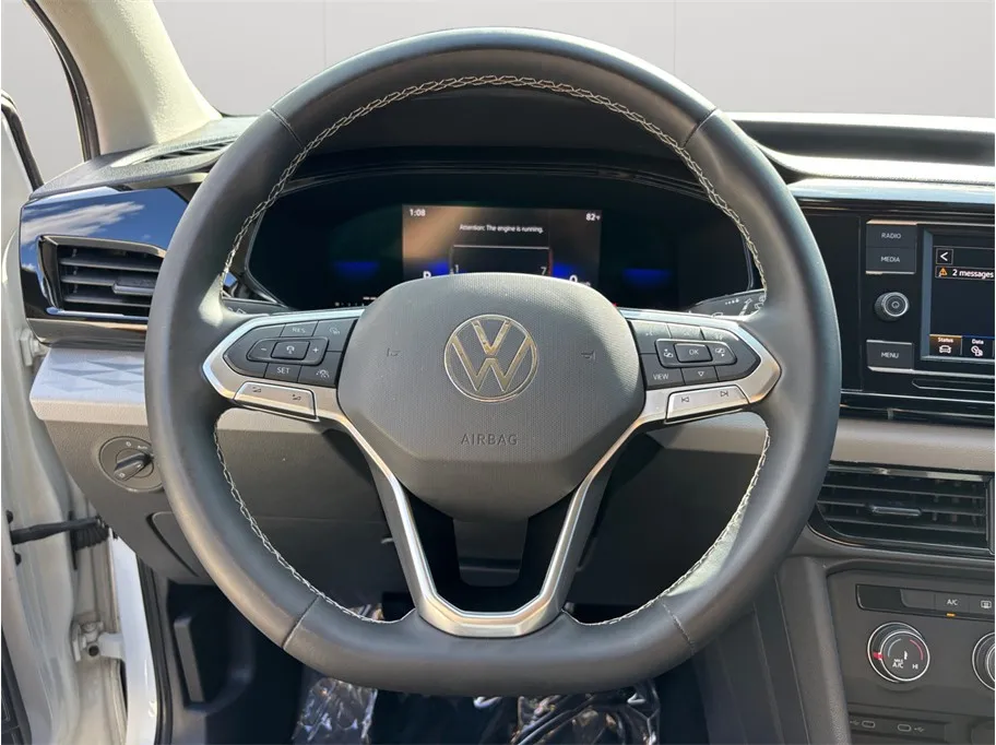 Volkswagen Taos photo 19