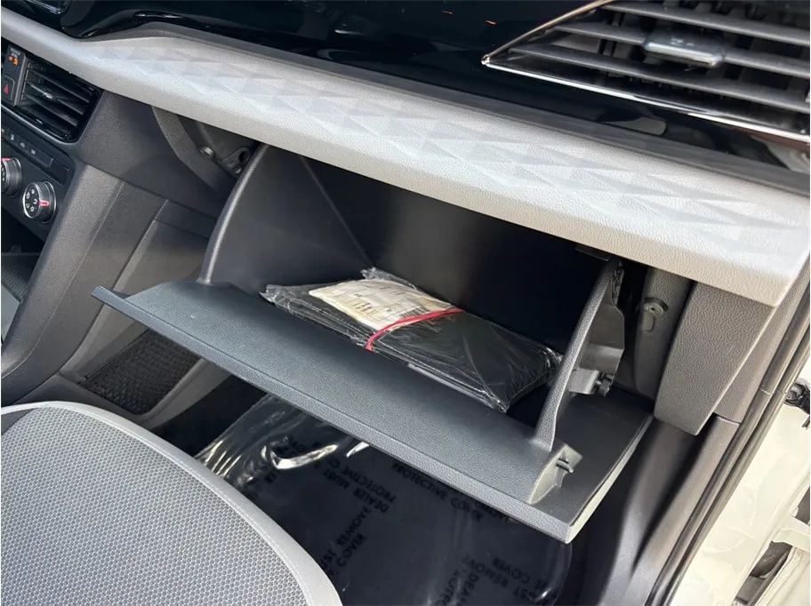 Volkswagen Taos photo 35