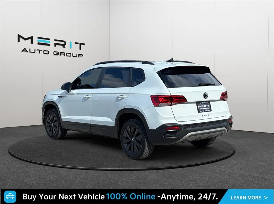 Volkswagen Taos photo 7