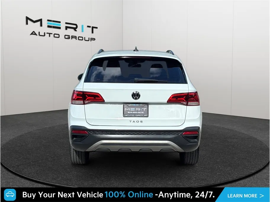 Volkswagen Taos photo 8