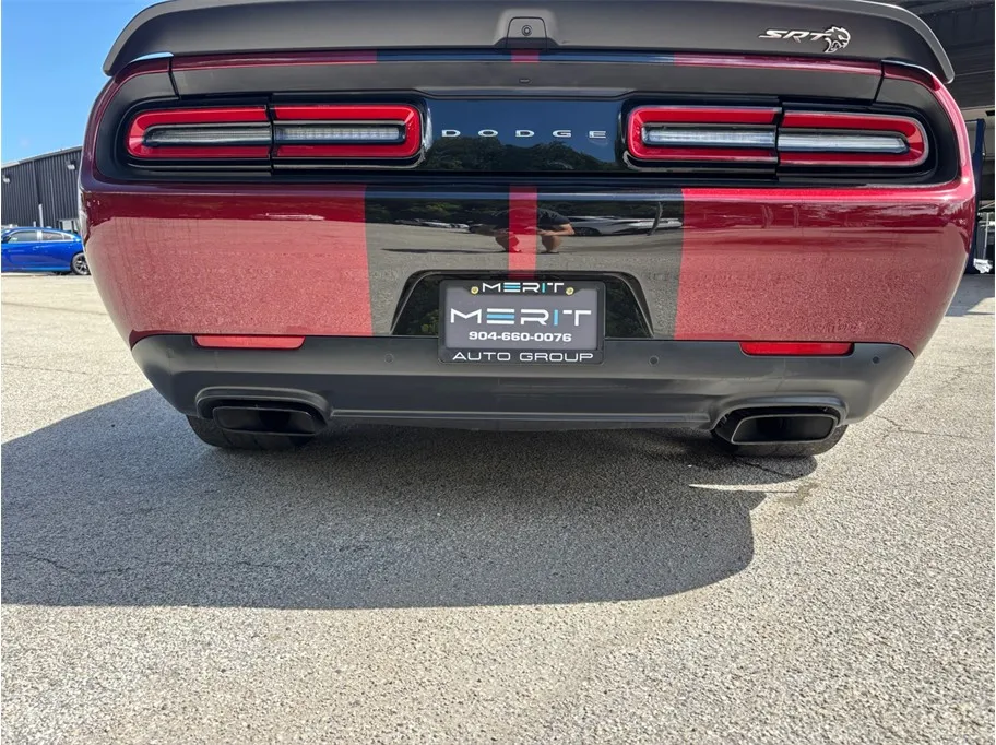 Dodge Challenger photo 15