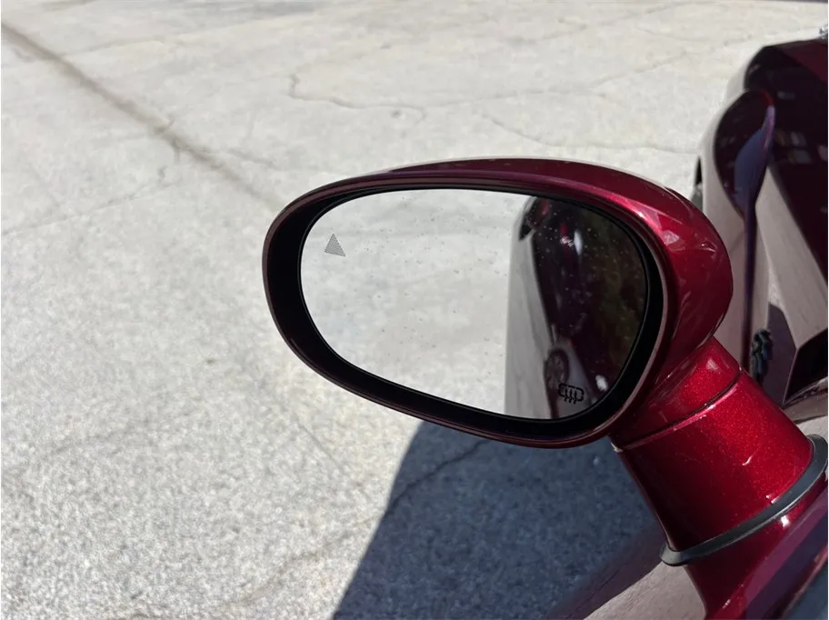 Dodge Challenger photo 18