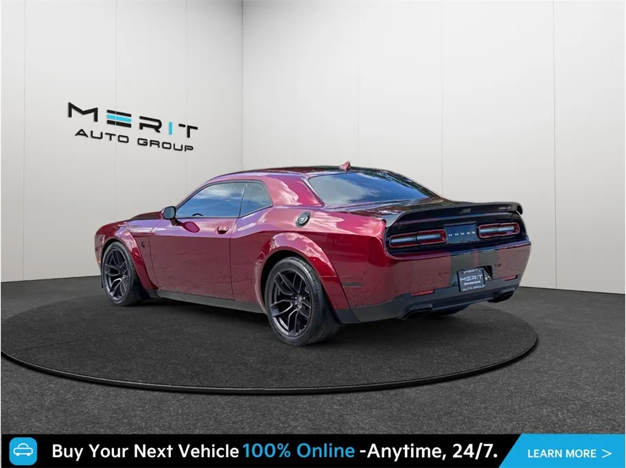 Dodge Challenger photo 7