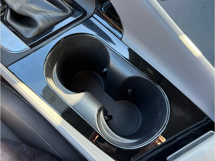 Hyundai Elantra photo 31