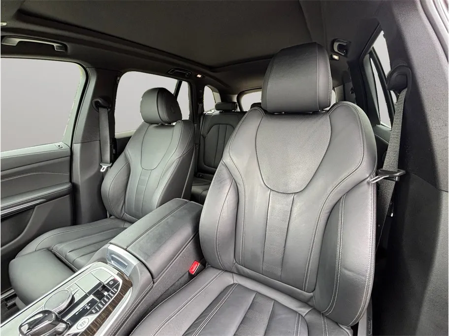 BMW X5 photo 21