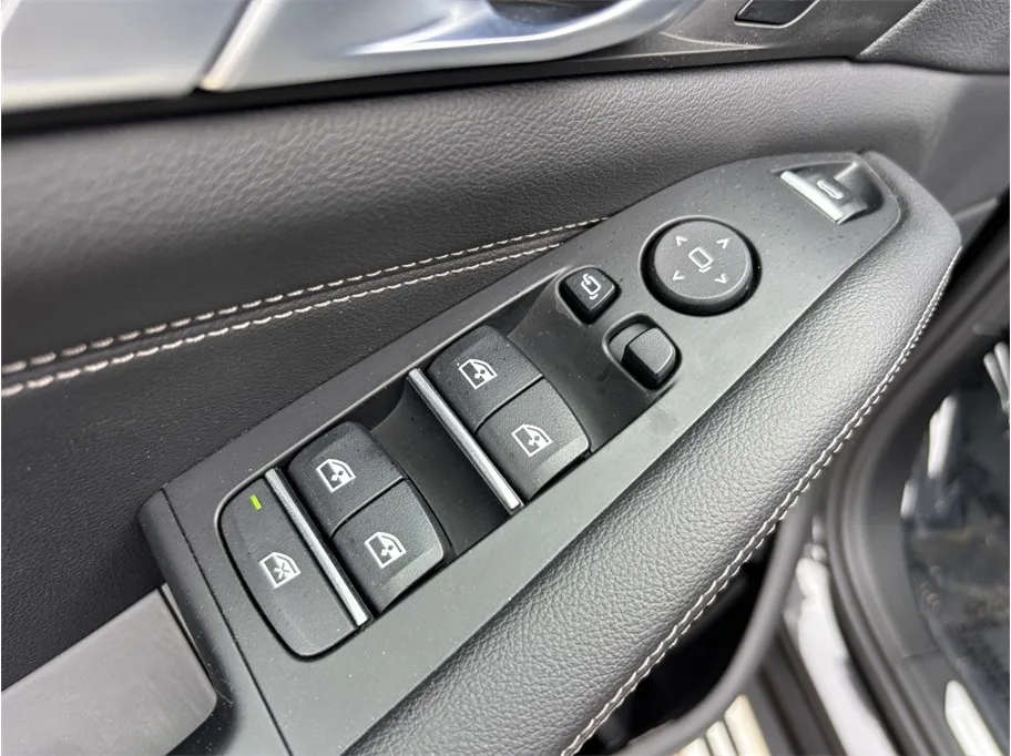 BMW X5 photo 25