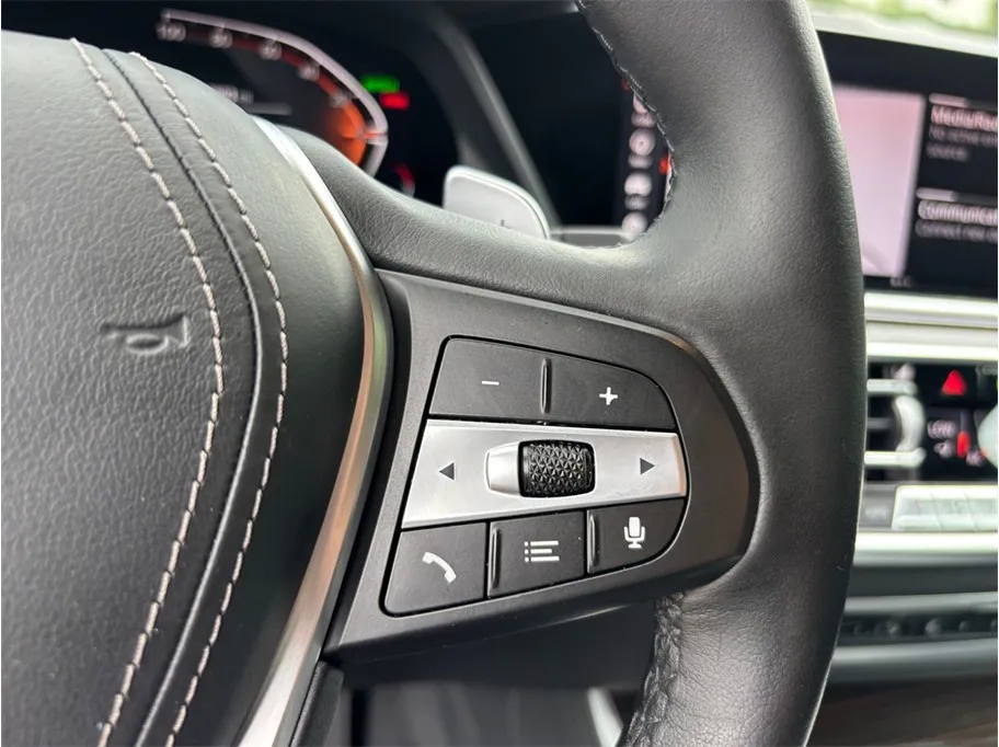 BMW X5 photo 30