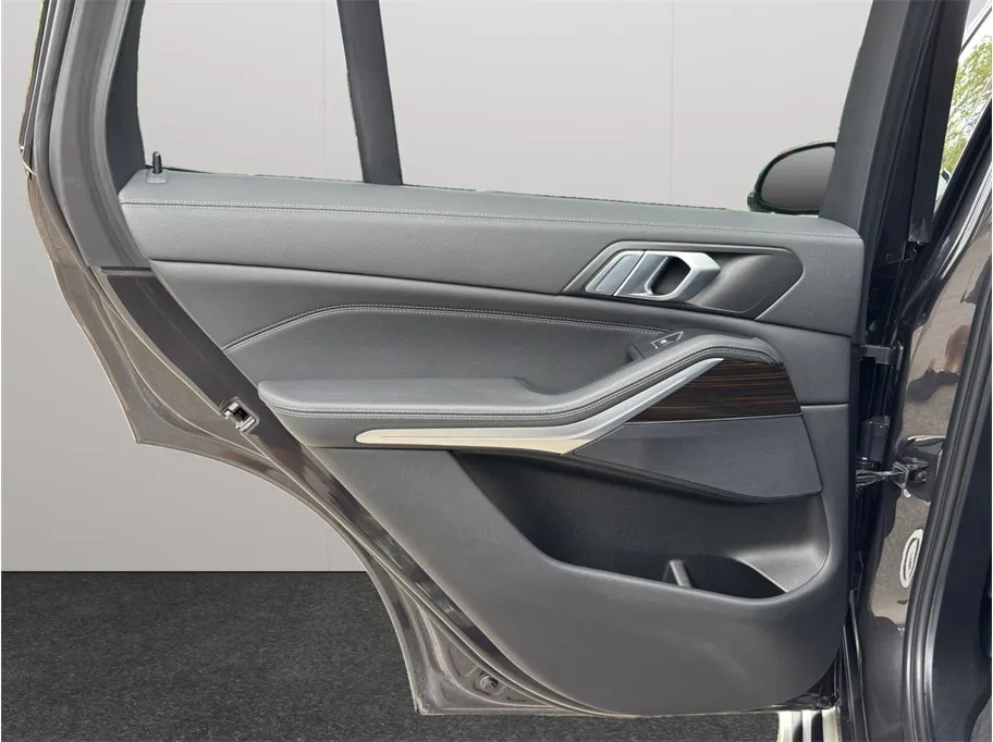 BMW X5 photo 43