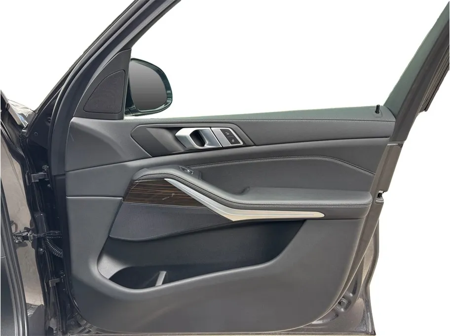 BMW X5 photo 50