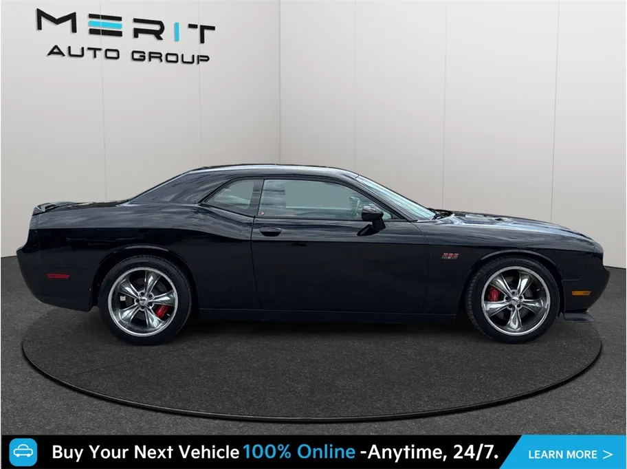 Dodge Challenger photo 10