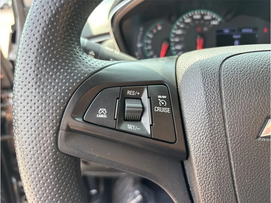 Chevrolet Trax photo 18