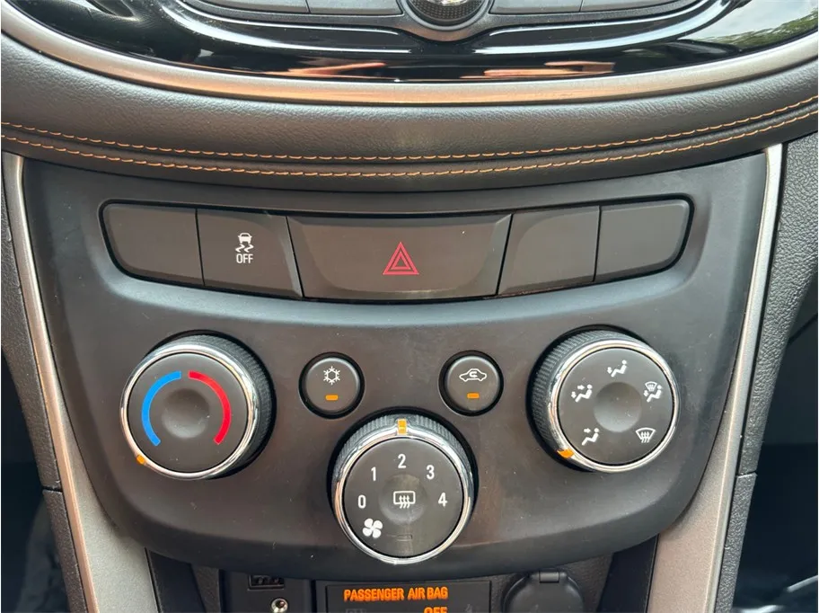 Chevrolet Trax photo 23