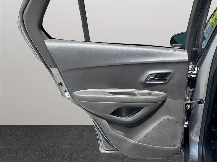Chevrolet Trax photo 28