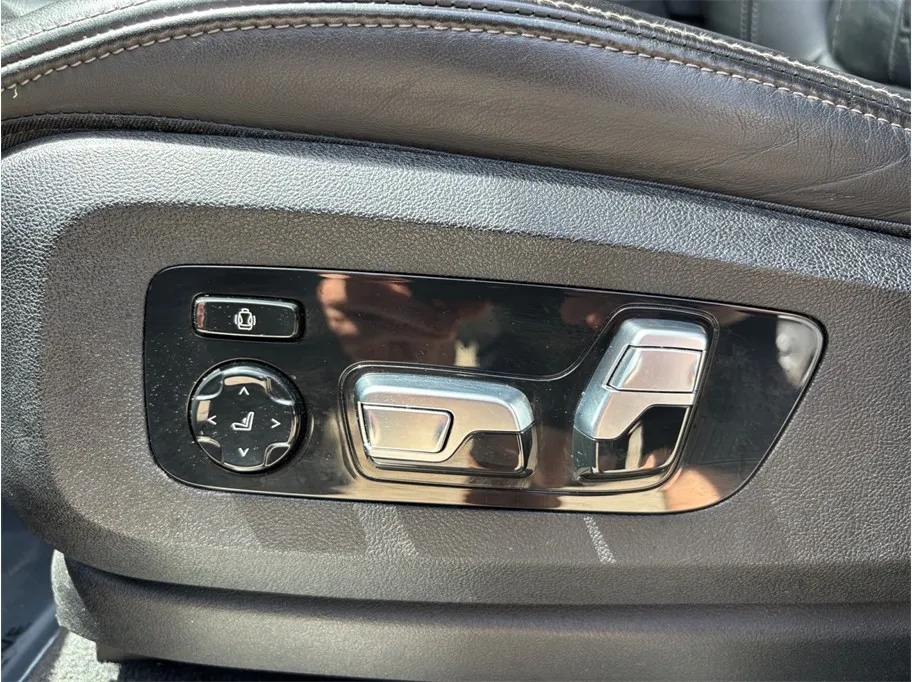 BMW X7 photo 23