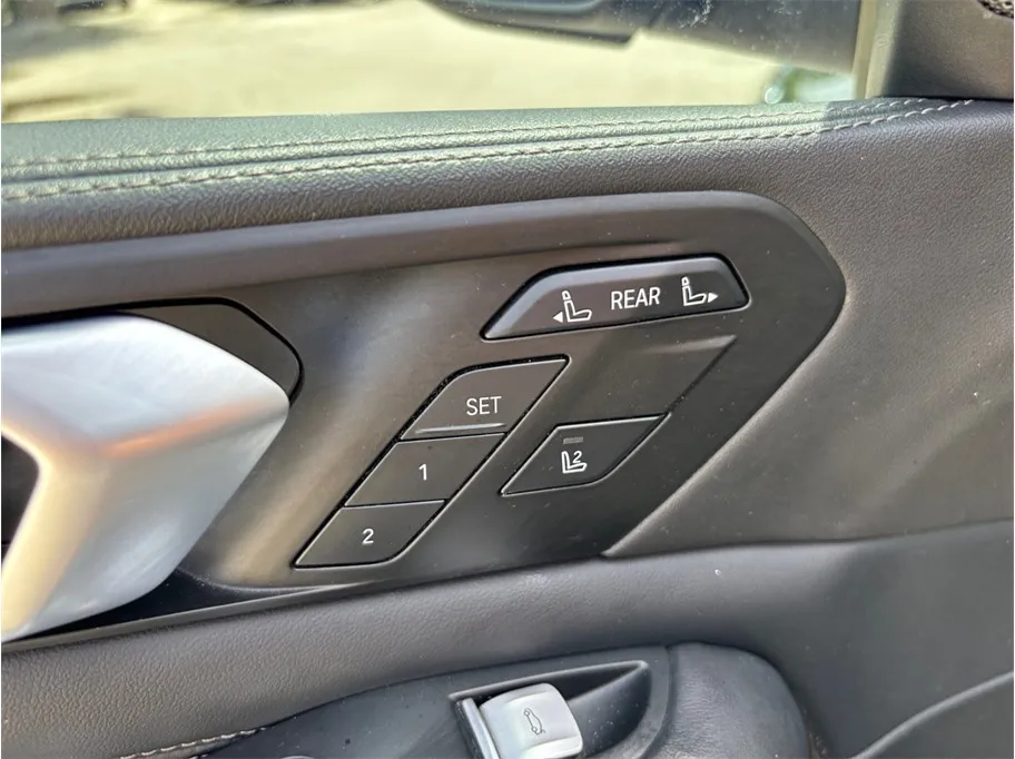 BMW X7 photo 27