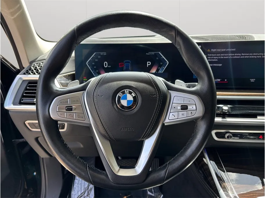 BMW X7 photo 30