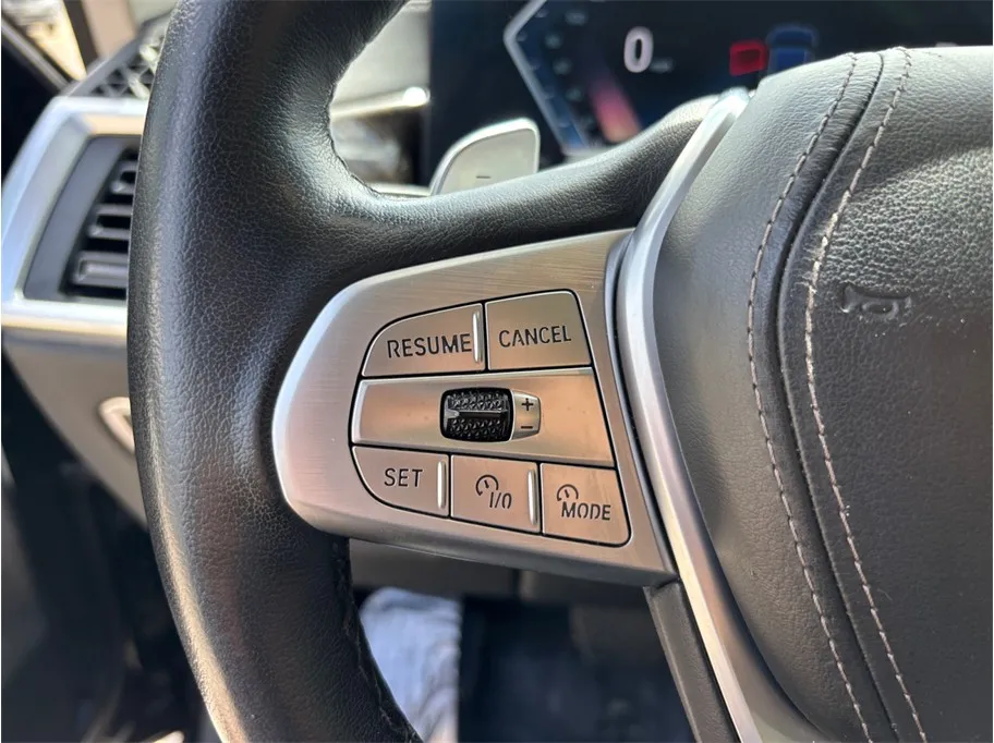 BMW X7 photo 31