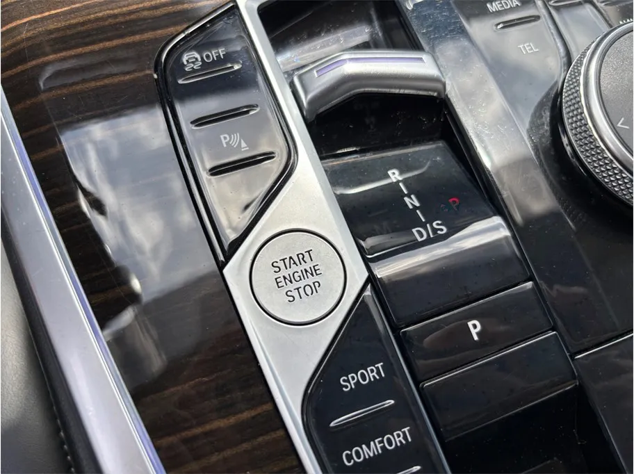 BMW X7 photo 33