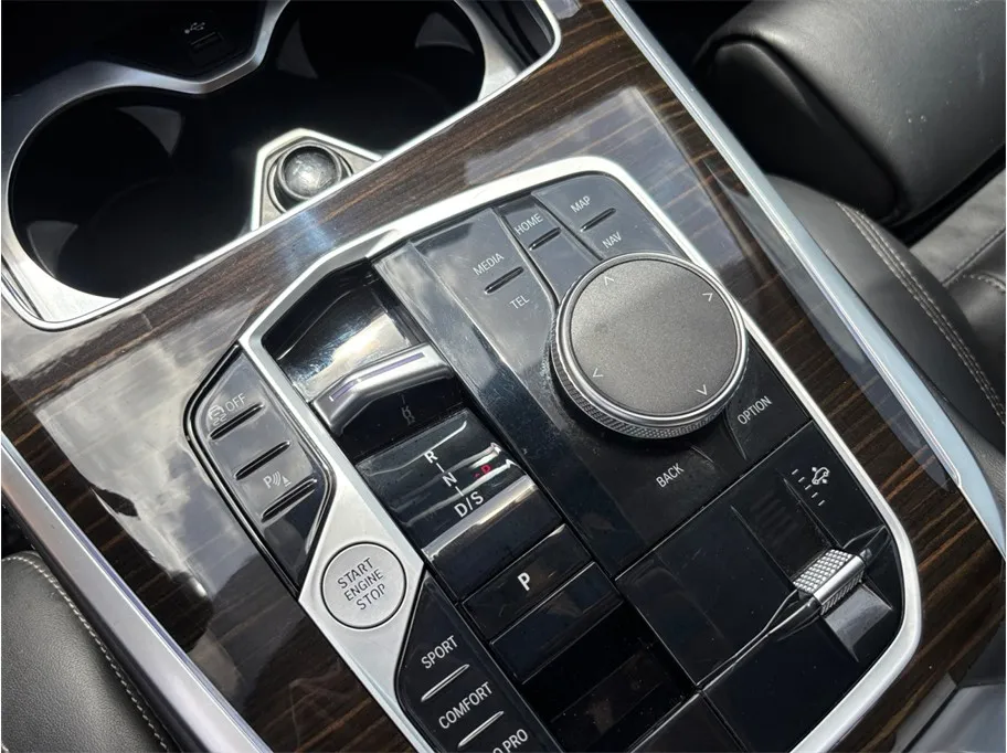 BMW X7 photo 41