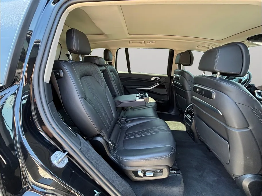BMW X7 photo 48