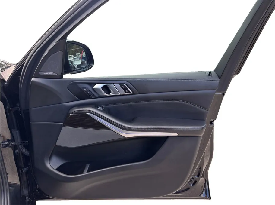 BMW X7 photo 51