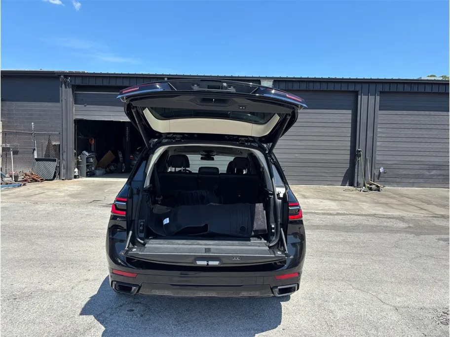 BMW X7 photo 54