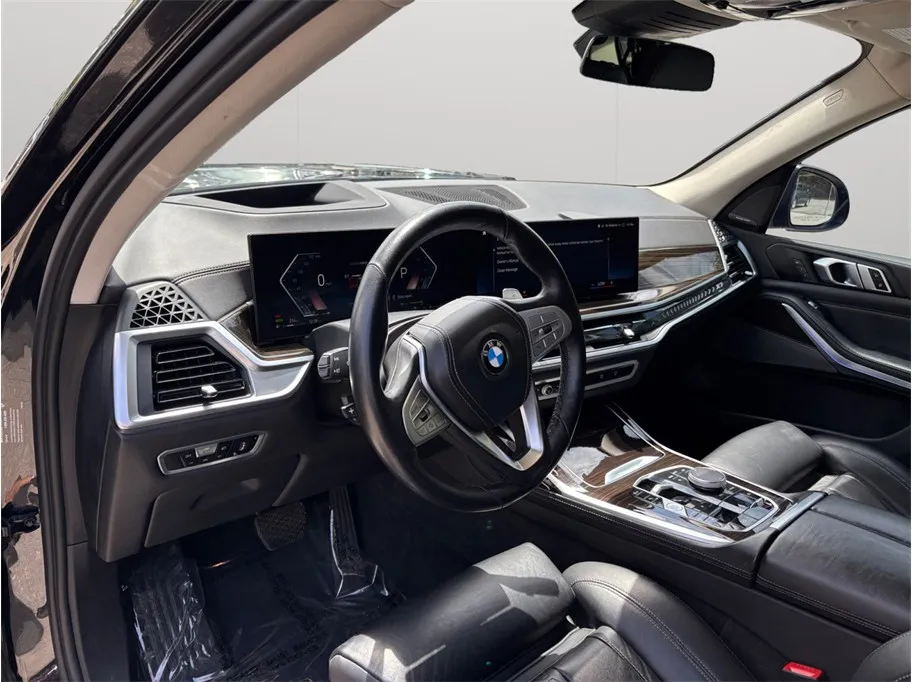BMW X7 photo 6