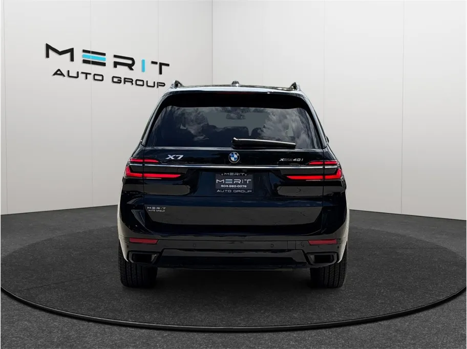 BMW X7 photo 8