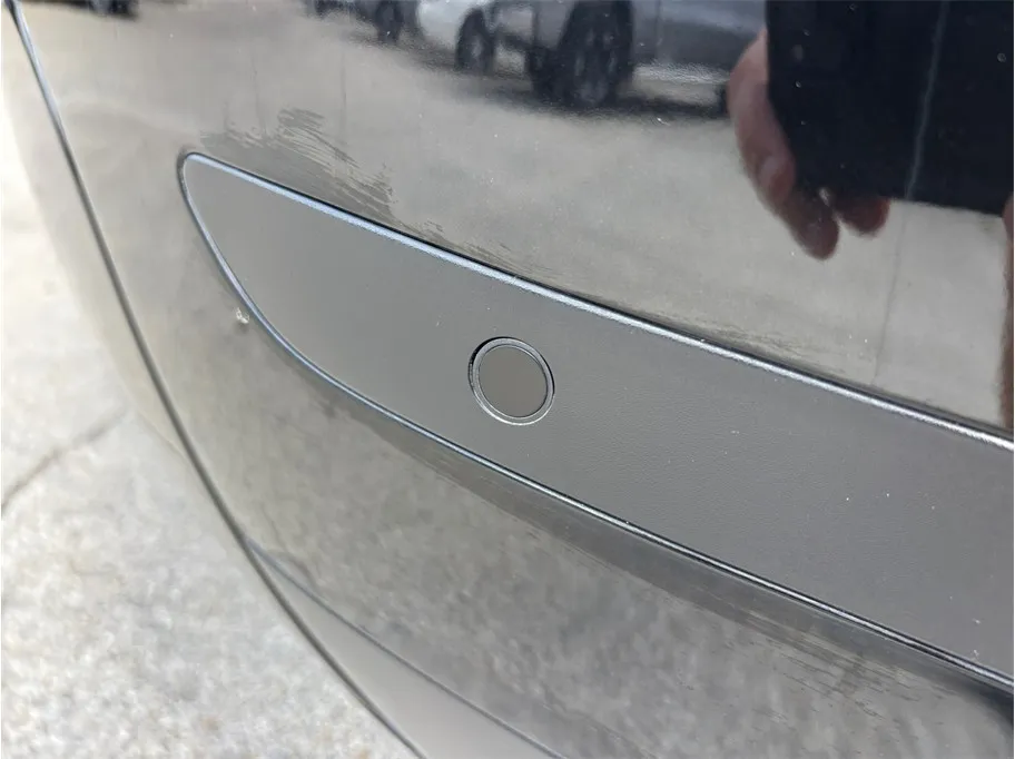 Land Rover Range Rover Evoque photo 15