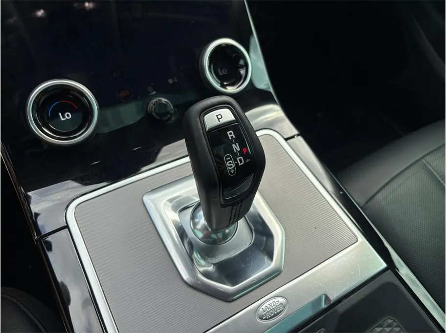 Land Rover Range Rover Evoque photo 31