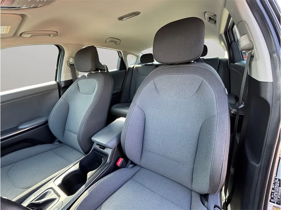 Kia K4 photo 17