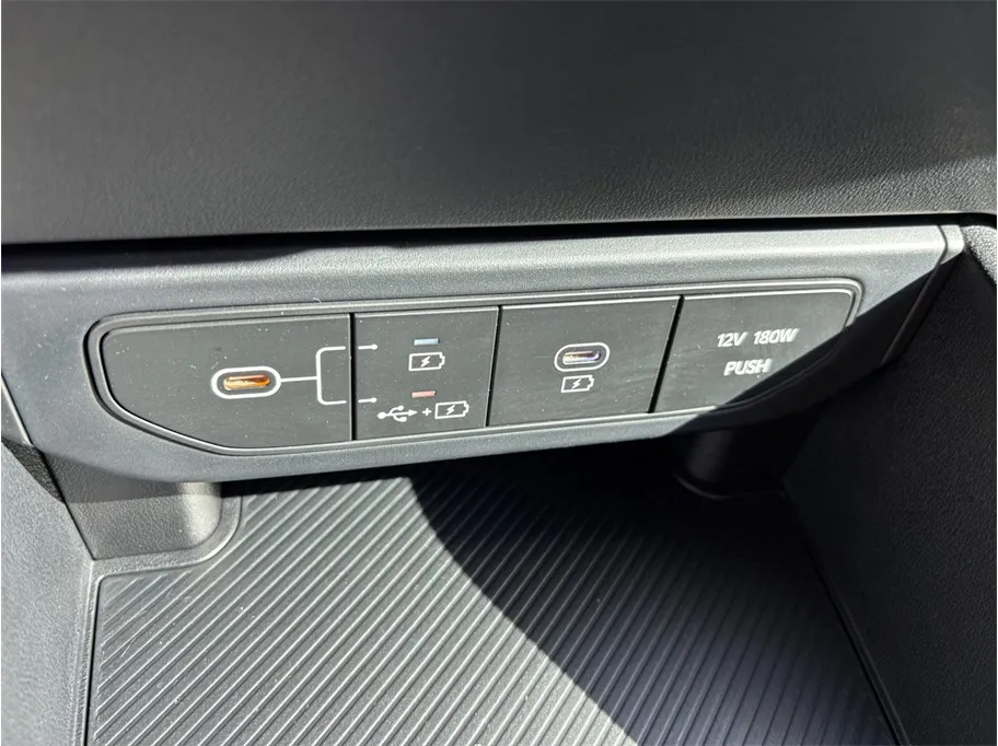 Kia K4 photo 28