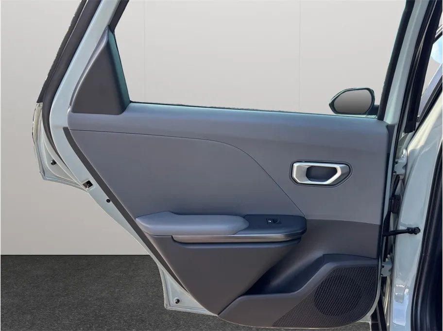 Kia K4 photo 33